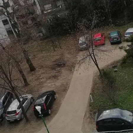 Desire, Center Terazije